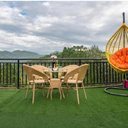 Mystic Forest View Kasauli I Serviced Villa I Best Seller I Vacations I Family Events I Open Air Lawn I Sky Bonfire I Kasauli By Exotic Stays Экстерьер фото