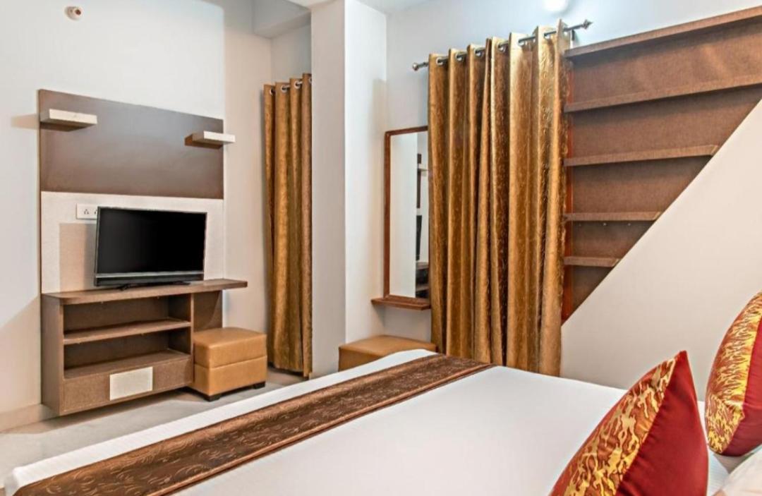 Mystic Forest View Kasauli I Serviced Villa I Best Seller I Vacations I Family Events I Open Air Lawn I Sky Bonfire I Kasauli By Exotic Stays Экстерьер фото
